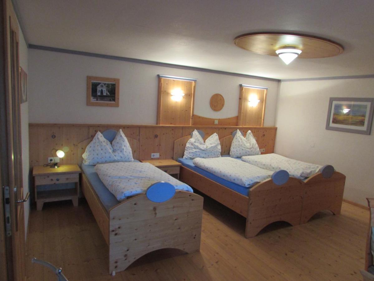 Bed and Breakfast Arkadenhof Fam. Schneider à Eichenbrunn Extérieur photo
